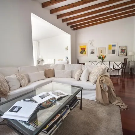 بيت للعطل Casa En El Barrio De Santa Catalina - Aire Acondicionado De 2023 *